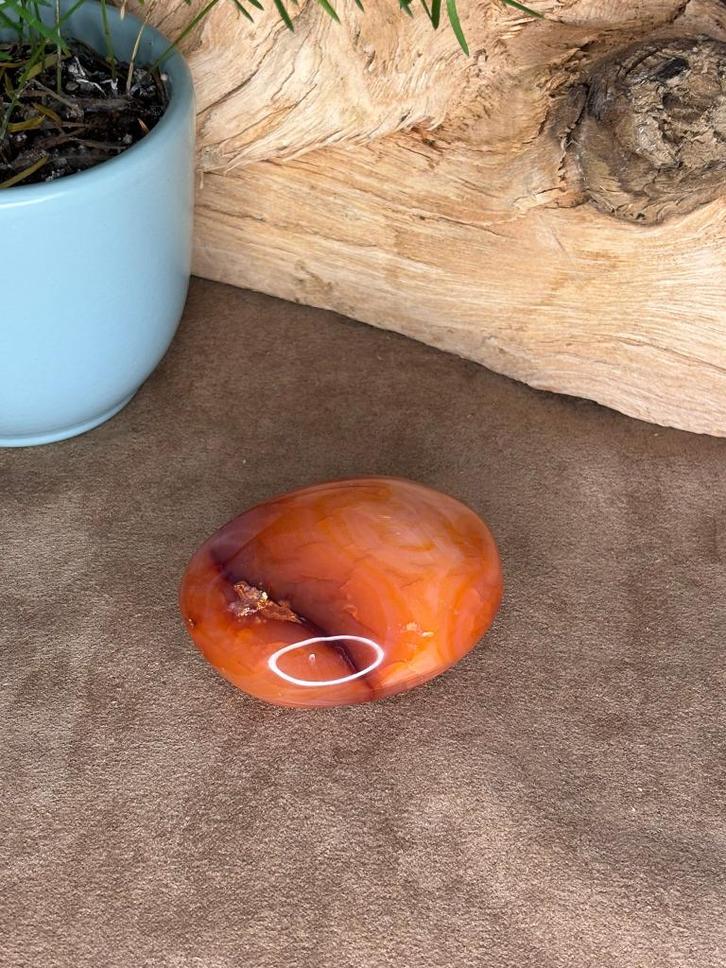 Carneool knuffelsteen, Verzamelen, Mineralen en Fossielen, Mineraal, Ophalen of Verzenden