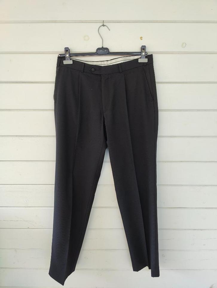 Zwarte geklede broek – maat L – Tailored, Kleding | Heren, Broeken en Pantalons, Zo goed als nieuw, Maat 52/54 (L), Zwart, Verzenden