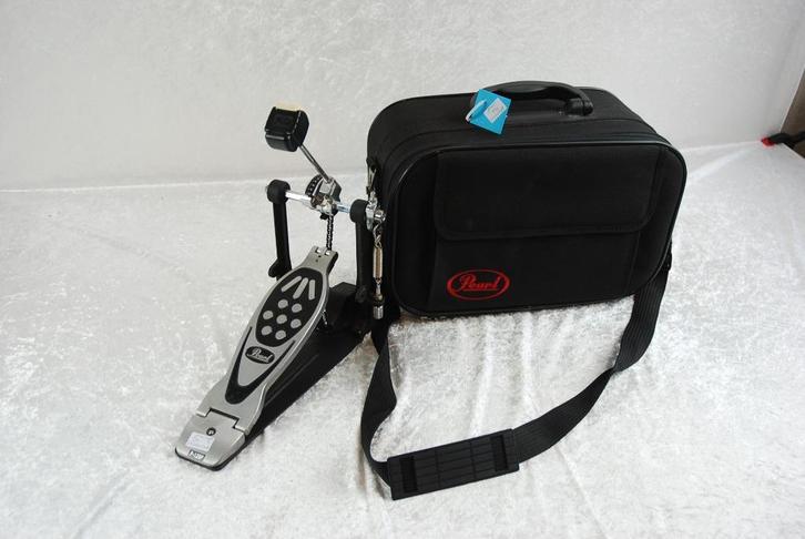 Pearl Basdrum pedaal met tas  P-120P   <25250298>, Muziek en Instrumenten, Instrumenten | Onderdelen, Gebruikt, Drums of Percussie