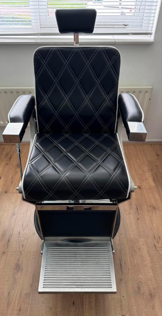 Barberstoel - zo goed als nieuw - zwart, Huis en Inrichting, Stoelen, Zo goed als nieuw, Eén, Leer, Zwart, Ophalen
