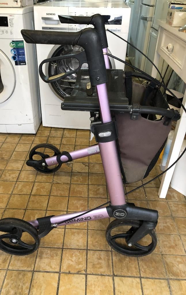 gemino 30 rollator, Diversen, Rollators, Ophalen, Lichtgewicht, Zo goed als nieuw