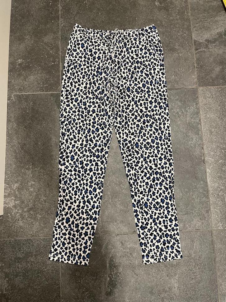 Broek print Rozes of Avalon maat S / 38, Kleding | Dames, Broeken en Pantalons, Zo goed als nieuw, Maat 36 (S), Lang, Ophalen