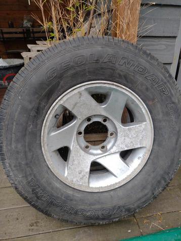Velg met band  265/70 R16 Pajero / Landcruiser / Patrol  beschikbaar voor biedingen