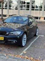 BMW 3-Serie 2.0 318 I Touring AUT 2010 Zwart, Auto's, BMW, Automaat, 1995 cc, 1435 kg, Zwart