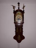 Friese Staartklok met Atlas en Engelen, Antiek en Kunst, Ophalen