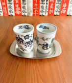 Japanse theekopjes op WFM inox schaaltje, Gebruikt, Ophalen of Verzenden, Overige stijlen, Kop(pen) en/of Schotel(s)