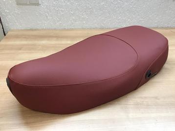 Zadel voor Vespa LX, S of LXV - nieuw buddydek (maatwerk) beschikbaar voor biedingen