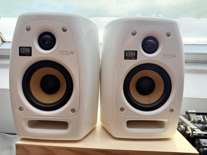 Set 2 KRK VXT 4 VXT4 studio monitor speaker wit, Audio, Tv en Foto, Luidsprekers, Zo goed als nieuw, Front, Rear of Stereo speakers
