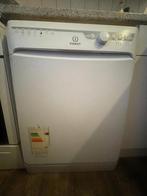 Indesit vaatwasser, Witgoed en Apparatuur, Vaatwasmachines, Ophalen, Gebruikt, Minder dan 85 cm, Minder dan 10 liter