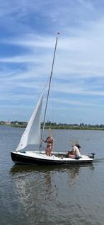 Volksboot 480 op nieuwe trailer., Watersport en Boten, Open zeilboten, Ophalen, Gebruikt, Overige typen, Elektrisch