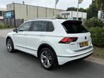 Volkswagen Tiguan 2.0 TSI 4Motion 180PK DSG R-Line•Pano•, Automaat, Gebruikt, Euro 6, 4 cilinders