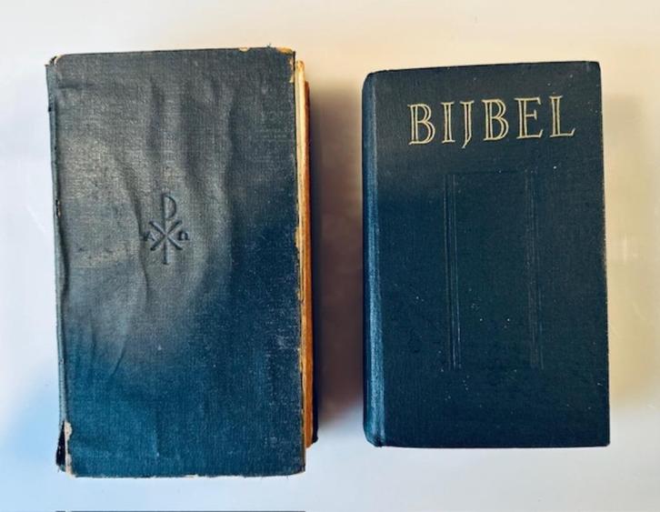 Gratis: Psalmenboekje en Bijbel, Antiek en Kunst, Antiek | Boeken en Bijbels, Ophalen of Verzenden