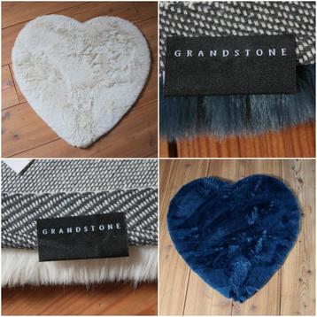Superzacht vloerkleed in HART ️ vorm fluffy comfy €29.50 ! beschikbaar voor biedingen