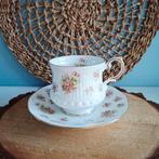 Queen's 'Apple Blossom', grote kop en schotel, Antiek en Kunst, Antiek | Servies los, Ophalen of Verzenden