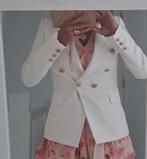 Witte getailleerde blazer met gouden knopen Maat 36, Ophalen of Verzenden, Zo goed als nieuw, Maat 36 (S), Wit