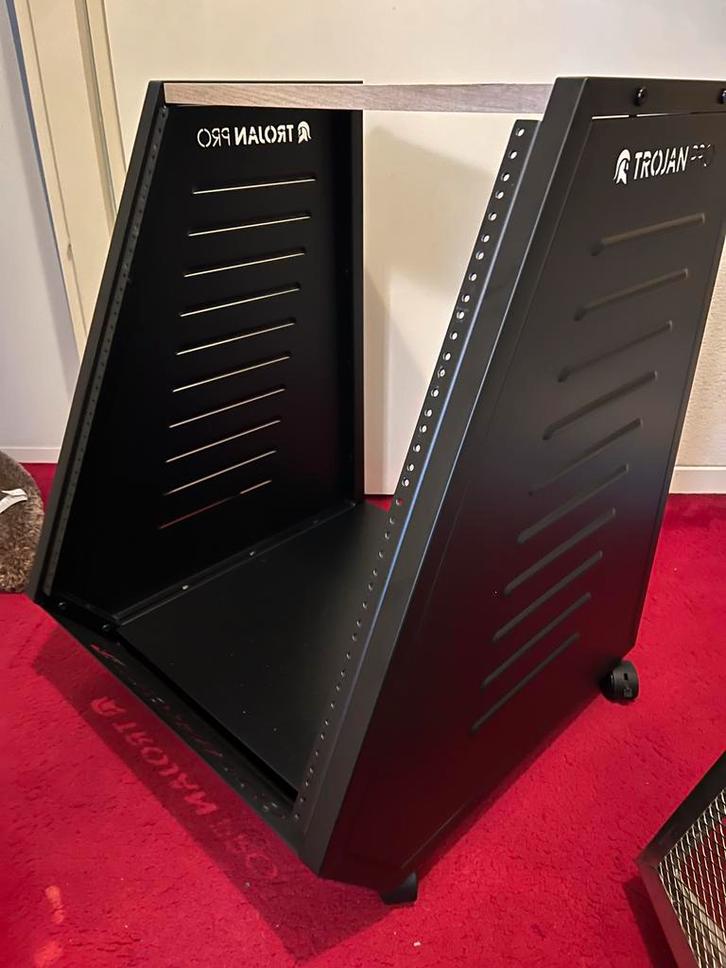 Trojan Pro Teneo 13U Studio Rack Unit (19” studio rack), Muziek en Instrumenten, Behuizingen en Koffers, Nieuw, Speaker of Versterker