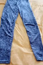 legging blauw fluweel nieuwstaat M, Kleding | Dames, Leggings, Maillots en Panty's, Blauw, Ophalen of Verzenden, Zo goed als nieuw