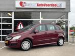 Mercedes-Benz B-klasse 200 /Automaat/Airco/Cruise/Trekhaak/7, 136 pk, Gebruikt, 4 cilinders, Leder en Stof