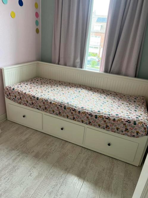Hemnes bedbank bed uitschuifbed tienerbed lades, Huis en Inrichting, Slaapkamer | Bedden, Zo goed als nieuw, Eenpersoons, 200 cm