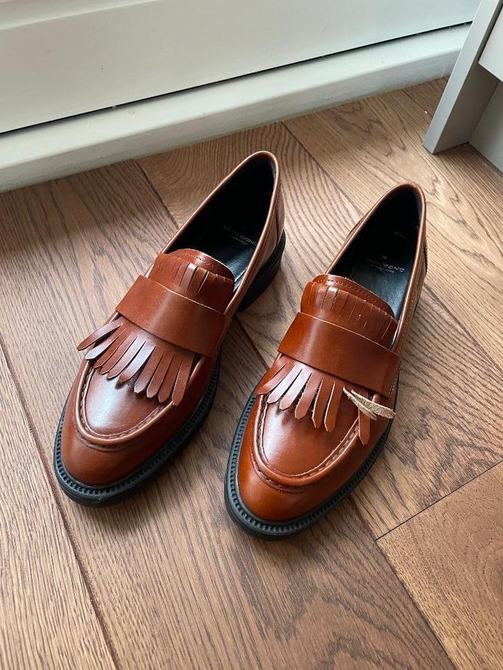 Vagabond Alex Loafers Bruin leer 41 nieuw, Kleding | Dames, Schoenen, Zo goed als nieuw, Instappers, Bruin, Ophalen of Verzenden