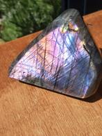 Labradoriet paars (04), Verzamelen, Mineralen en Fossielen, Ophalen of Verzenden, Mineraal