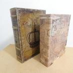 2x doosje of kistje in vorm van een boek [943, Antiek en Kunst, Ophalen of Verzenden