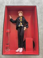 Mattel BTS V Prestige Doll Multicolour GKD01, Ophalen of Verzenden, Nieuw, Pop