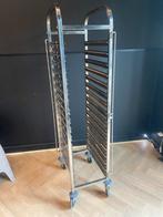 RVS Regaalwagen Horeca, Ophalen