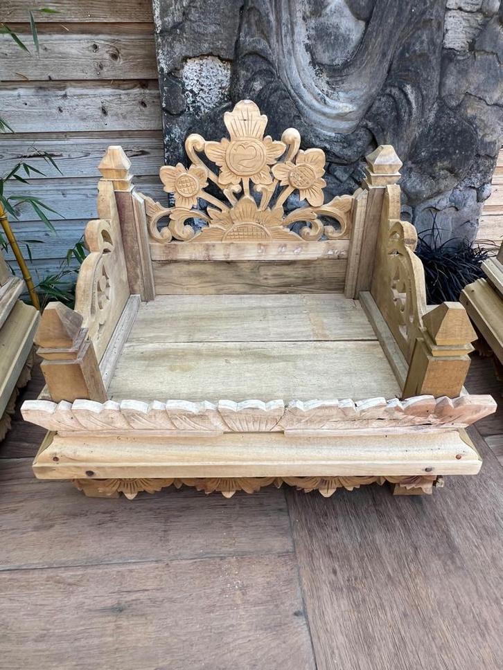 Altaar Indonesisch houtsnijwerk altaar Suar hout Indonesie, Huis en Inrichting, Woonaccessoires | Overige, Nieuw, Ophalen of Verzenden