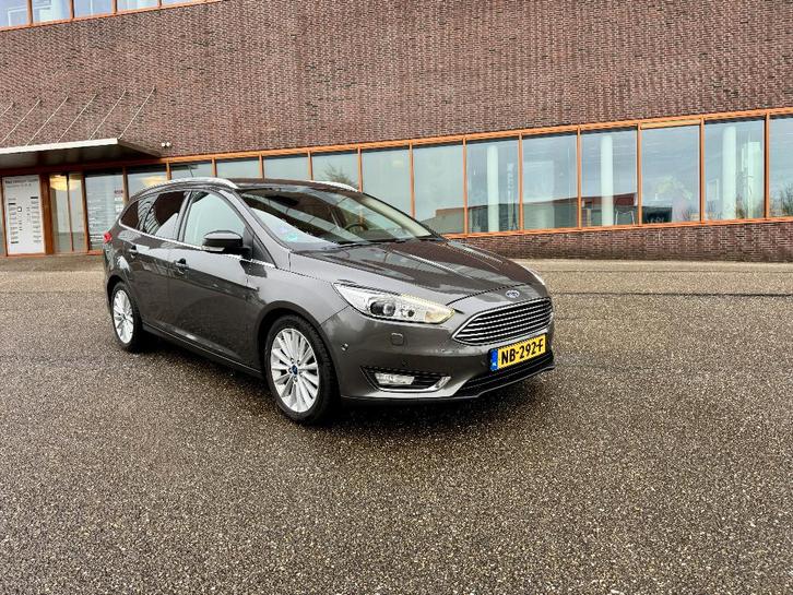 Ford Focus 1.0 EcoBoost Titanium 125pk |2017| Zeer compleet, Auto's, Ford, Particulier, Focus, ABS, Airbags, Airconditioning, Apple Carplay