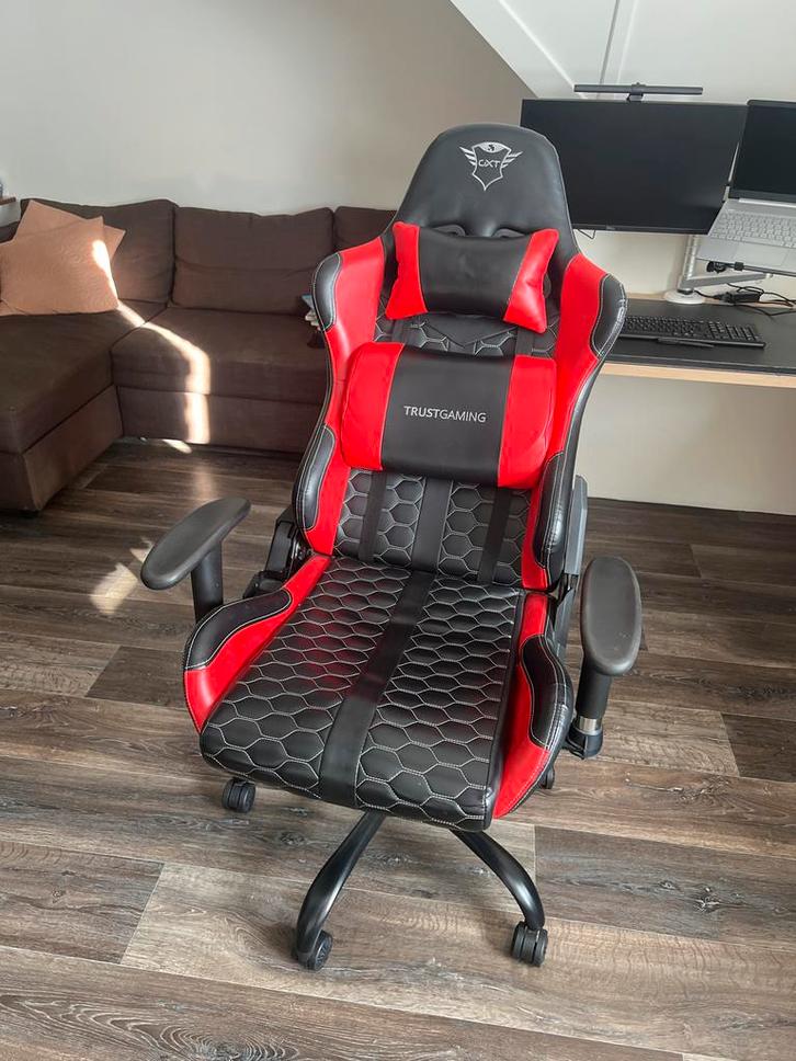 Trust Gaming Bureaustoel - Perfecte Staat!, Huis en Inrichting, Bureaustoelen, Zo goed als nieuw, Bureaustoel, Zwart, Ergonomisch