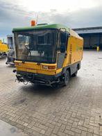 Ravo veegauto, Ophalen