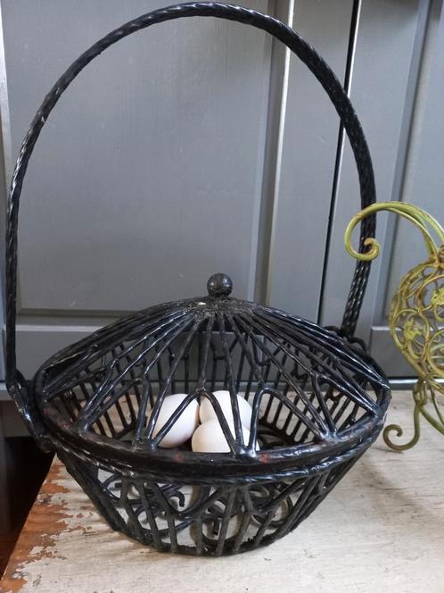 smeedijzeren draadmand/eiermand, Antiek en Kunst, Curiosa en Brocante, Ophalen of Verzenden