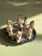 Terracotta Figuren op Agaat Schijf, Ophalen of Verzenden
