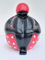 Kunstobject ‘Sitting Big Lady Red’ - Gertruud Hartog (2409, Ophalen of Verzenden