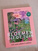 Boek Bloemen uit de tuin - Silvia Dekker, Ophalen of Verzenden, Zo goed als nieuw, Tuinieren en Tuinplanten