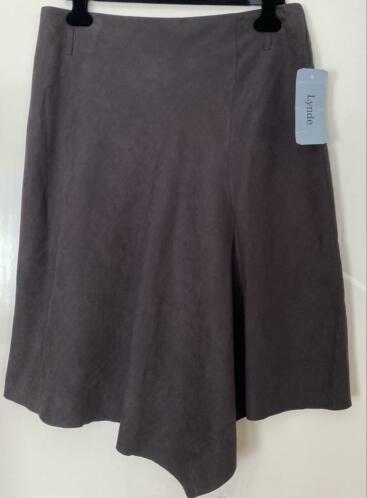 College Style/Lynde rok nieuw maat 42, Kleding | Dames, Rokken, Nieuw, Maat 42/44 (L), Overige kleuren, Onder de knie, Ophalen of Verzenden