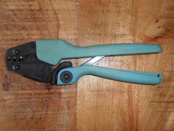 Zgan Gedore No.8142 Fast On / AMP krimptang. beschikbaar voor biedingen