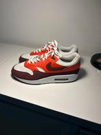 Nike Air Max 1 Bourgondy Crush - Maat 43, Ophalen of Verzenden, Zo goed als nieuw, Sneakers of Gympen