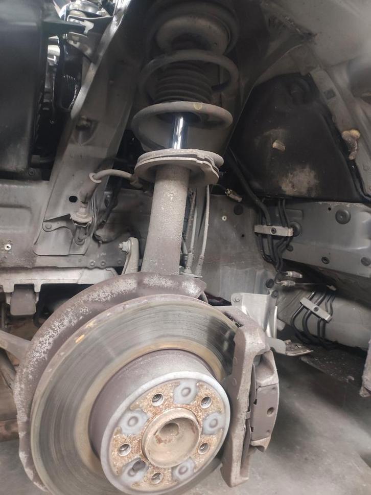 BMW e60 e81 5serie veerpoot fusee naaf links rechts remklauw, Auto-onderdelen, Ophanging en Onderstel, BMW, Ophalen
