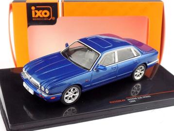 6372: Jaguar XJ8 (X308) - 1998 - Ixo 1:43 beschikbaar voor biedingen