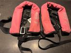 2x Besto Kind / Junior | 100N | Automatisch reddingsvest, Watersport en Boten, Ophalen of Verzenden, Zo goed als nieuw, Kind, Reddingsvest of Zwemvest