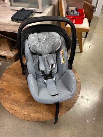Maxi-Cosi Marble Essential Graphite autostoel beschikbaar voor biedingen