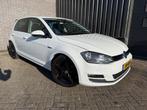 Volkswagen GOLF 1.2 TSI / HIGHLINE / WHITE-BLACK-WHEELS / FU, Voorwielaandrijving, Stof, Gebruikt, 4 cilinders
