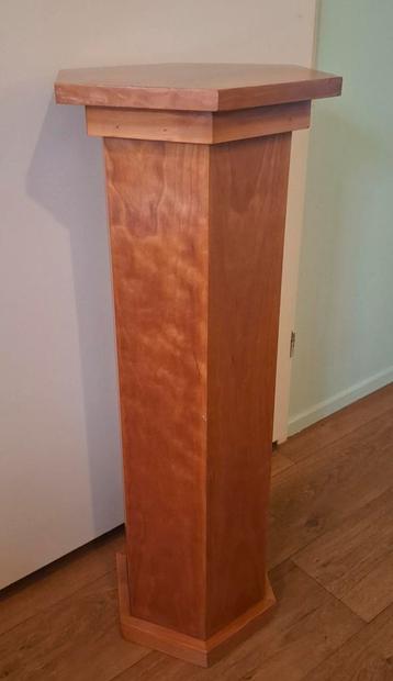 Houten Plantenzuil / Pilaar - 95cm hoog beschikbaar voor biedingen