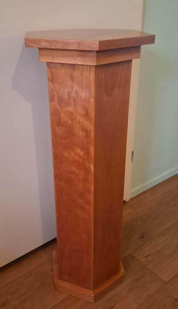 Houten Plantenzuil / Pilaar - 95cm hoog, Huis en Inrichting, Woonaccessoires | Zuilen en Pilaren, Ophalen