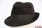 Vintage gleufhoed Samisch (DDR) grijs fluweel 55 = S tot XS, Kleding | Heren, Hoed, Sämisch (DDR), Ophalen of Verzenden, 57 cm (M, 7⅛ inch) of minder