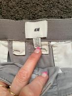 H&M licht grijze met elastische band bermuda maat M, Kleding | Heren, Broeken en Pantalons, Grijs, Ophalen of Verzenden, Zo goed als nieuw