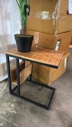 Laptop tafel mangohout met krantenhouder, Ophalen of Verzenden, Zo goed als nieuw, 25 tot 50 cm, Rechthoekig