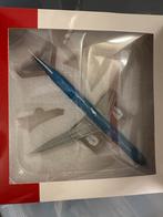 KLM Embraer E195-E2 Schaalmodel 1/200 - Nieuw in doos, Ophalen of Verzenden, Nieuw, Schaalmodel